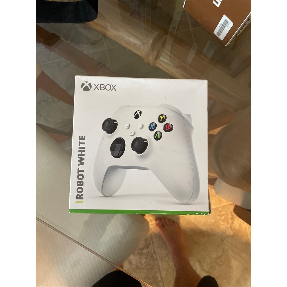Microsoft Xbox Wireless Controller Robot White Model 1914 Series X S One PC